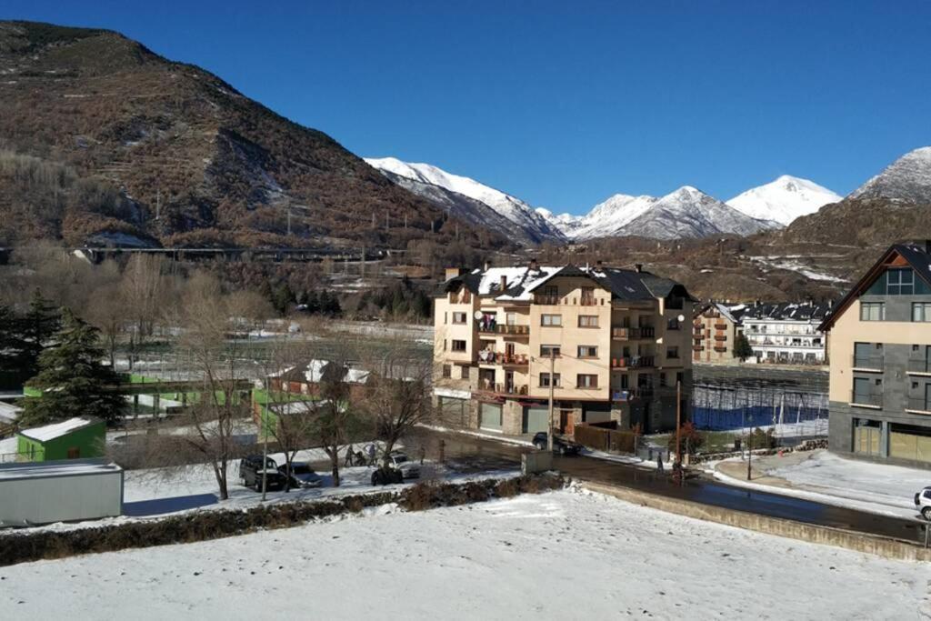 Bassiero Apartament Esterri d'Àneu Exterior foto